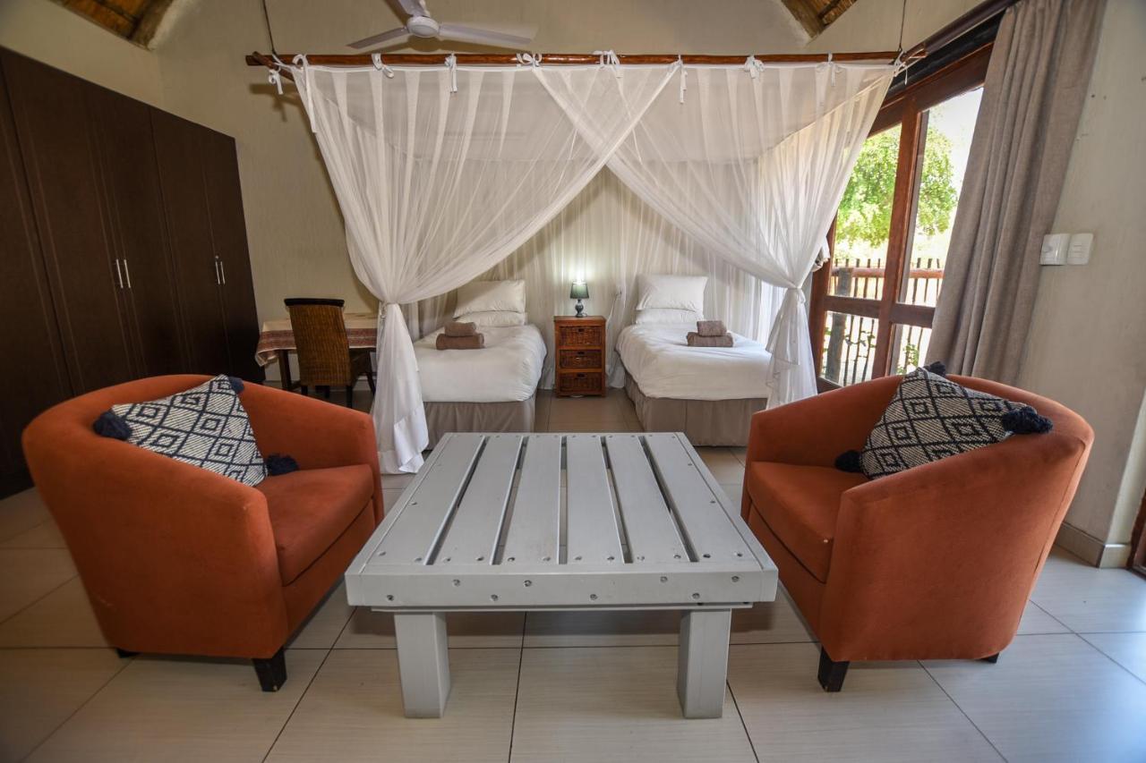 Leopard'S Lair Bush Lodge โฮดสปรูท ภายนอก รูปภาพ