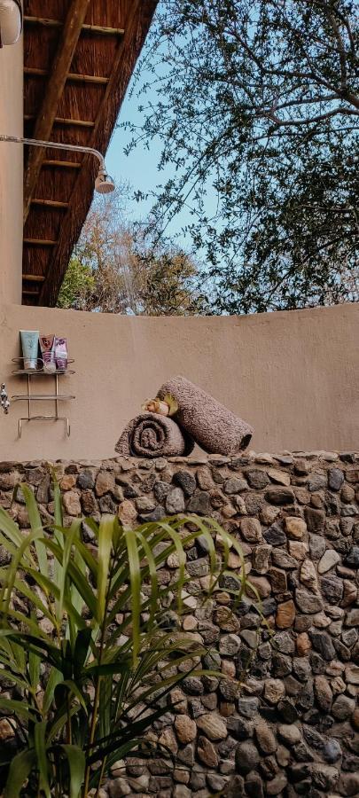 Leopard'S Lair Bush Lodge โฮดสปรูท ภายนอก รูปภาพ
