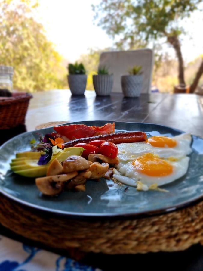 Leopard'S Lair Bush Lodge โฮดสปรูท ภายนอก รูปภาพ