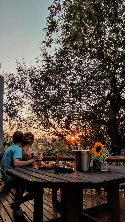 Leopard'S Lair Bush Lodge โฮดสปรูท ภายนอก รูปภาพ