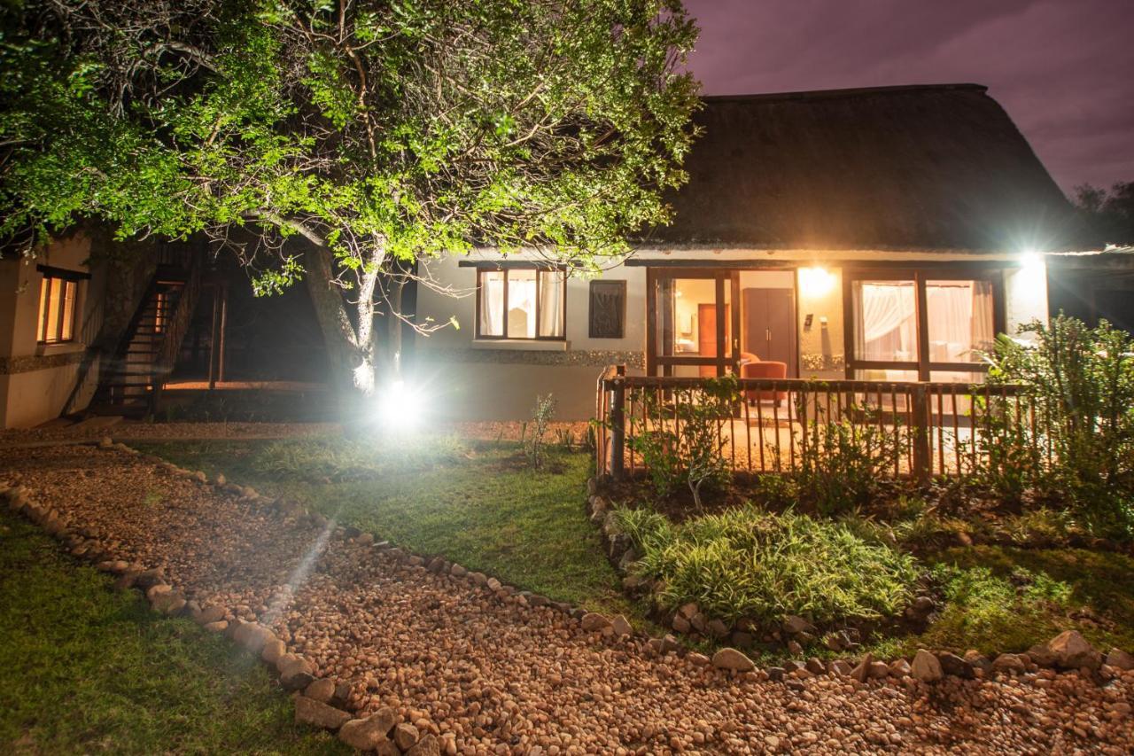 Leopard'S Lair Bush Lodge โฮดสปรูท ภายนอก รูปภาพ